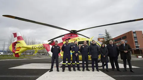 El presidente de la Junta de Castilla y León, Alfonso Fernández Mañueco, durante la presentación de las mejoras en transporte de emergencias sanitarias. Foto: César Sánchez.