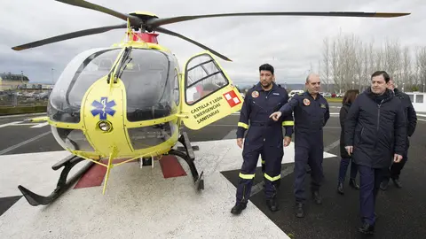El presidente de la Junta de Castilla y León, Alfonso Fernández Mañueco, durante la presentación de las mejoras en transporte de emergencias sanitarias. Foto: César Sánchez.