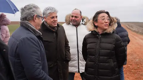La consejera de Agricultura, Ganadería y Desarrollo Rural, María González Corral, presenta el resultado final del proceso de concentración parcelaria de la zona de Los Oteros. Foto: Campillo.