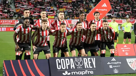 Una Cultural heroica cae en la prórroga ante el Athletic y se despide de la Copa con honor. El equipo de Ziganda firma una noche inolvidable en el Reino de León y obliga al Athletic a sudar hasta el último minuto (3-4) en los octavos de final. Fotos: Isaac Llamazares