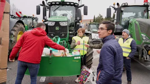 La Unión Nacional de Asociaciones del Sector Primario Independientes (Unaspi) convoca una protesta contra el acuerdo de la Unión Europea y Mercosur. Fotos: Eduardo Margareto