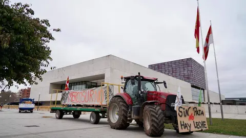 La Unión Nacional de Asociaciones del Sector Primario Independientes (Unaspi) convoca una protesta contra el acuerdo de la Unión Europea y Mercosur. Fotos: Eduardo Margareto