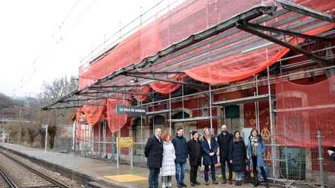 La vicepresidenta tercera del Gobierno y ministra para la Transición Ecológica y el Reto Demográfico, Sara Aagesen, visita el proyecto La Robla Green acompañada por el subdelegado del Gobierno Héctor Alaiz y el presidente de la Diputación, Gerardo Álvarez Courel. Foto: Peio García