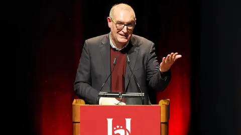 El periódico digital Heraldo de León reivindicó este jueves “el periodismo comprometido” durante la gala de celebración de su primer aniversario, para cuya conmemoración se procedió a la entrega de los I Premios Compromiso, con los que reconoció a personas e instituciones “referentes” en la provincia. Fotos: cara A cara