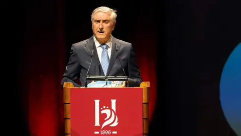 El periódico digital Heraldo de León reivindicó este jueves “el periodismo comprometido” durante la gala de celebración de su primer aniversario, para cuya conmemoración se procedió a la entrega de los I Premios Compromiso, con los que reconoció a personas e instituciones “referentes” en la provincia. Fotos: cara A cara