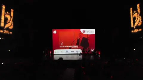 El periódico digital Heraldo de León reivindicó este jueves “el periodismo comprometido” durante la gala de celebración de su primer aniversario, para cuya conmemoración se procedió a la entrega de los I Premios Compromiso, con los que reconoció a personas e instituciones “referentes” en la provincia. Fotos: cara A cara