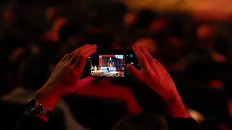 El periódico digital Heraldo de León reivindicó este jueves “el periodismo comprometido” durante la gala de celebración de su primer aniversario, para cuya conmemoración se procedió a la entrega de los I Premios Compromiso, con los que reconoció a personas e instituciones “referentes” en la provincia. Fotos: cara A cara