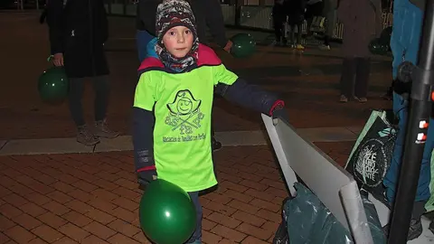 Sergio Liébana, rodeado de amigos y familiares. Foto: Peio García