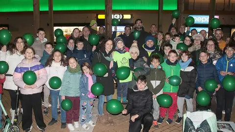 Sergio Liébana, rodeado de amigos y familiares. Foto: Peio García