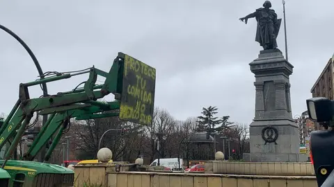 La Plataforma de Defensa del Campo Leonés (Decaleón) convoca una tractorada en contra de Mercosur, los recortes de la PAC y la competencia desleal. Foto: A.F.Reca