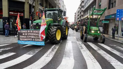 La Plataforma de Defensa del Campo Leonés (Decaleón) convoca una tractorada en contra de Mercosur, los recortes de la PAC y la competencia desleal. Foto: Campillo