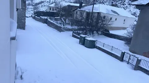 Nieve en Lumajo este viernes.