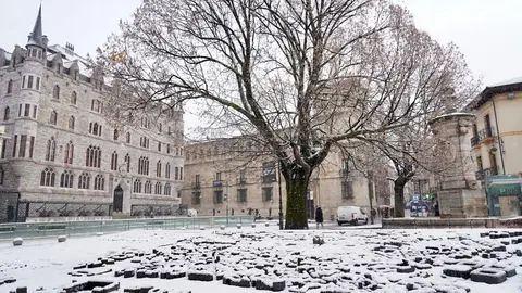 Nieve en la capital leonesa. Foto: Campillo.
