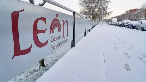 Nieve en la capital leonesa. Foto: Campillo.