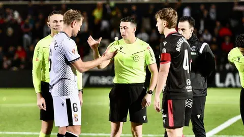 El equipo de Ziganda cae tras adelantarse en el marcador y encaja una derrota dolorosa en un partido marcado por la fragilidad defensiva y la falta de pólvora en el área rival.