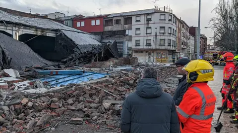 Derrumbe del garaje Garnelo en Ponferrada. Foto cedida El Bierzo Digital.