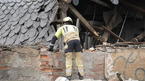 Derrumbe del garaje Garnelo en Ponferrada. Foto: César Sánchez.