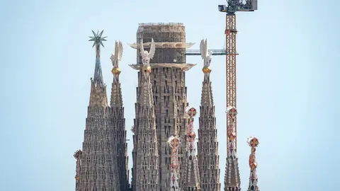 El vidrio fabricado por Tvitec será el gran protagonista visual del mirador de la Sagrada Familia de Barcelona, situado a más de 170 metros de altura, y desde el que se podrá contemplar la ciudad. Las obras del espectacular templo diseñado por Antonio Gaudí están a punto de culminar. Foto: Sagrada Familia.