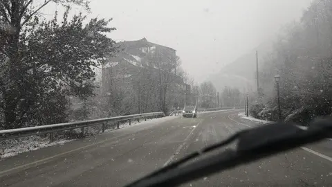Temporal de nieve en El Bierzo. Foto: César Sánchez.