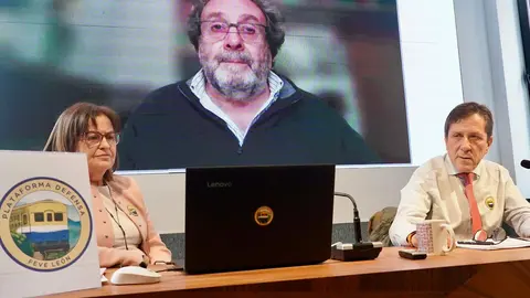 La Plataforma en Defensa del Ferrocarril de Vía Estrecha en León presenta un informe técnico-jurídico con soluciones para la integración de Feve en la ciudad