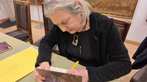 Presentación de 'Ante el estío' de Catalina Bello en la Casa de León en Madrid. Foto: Casa de León.