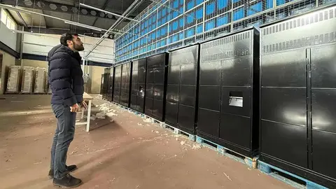 El portavoz del Grupo Municipal del Partido Popular en el Ayuntamiento de León, David Fernández, denunció el pasado noviembre el estado de abandono del proyecto ‘León Market’, presentado en febrero de 2023 por el entonces alcalde, José Antonio Diez, como una apuesta para impulsar la digitalización del comercio local.