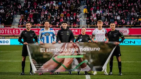 La Cultural da un paso al frente ante el Deportivo en un duelo muy intenso y con un ambiente excepcional en la grada.