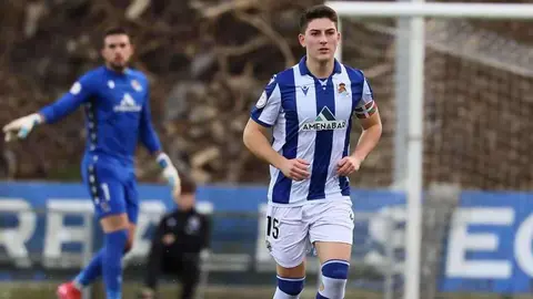 La Cultural roza el empate y cae en el descuento tras un penalti decisivo. Un Deportivo eficaz se lleva el triunfo del Reino de León pese al notable esfuerzo local.