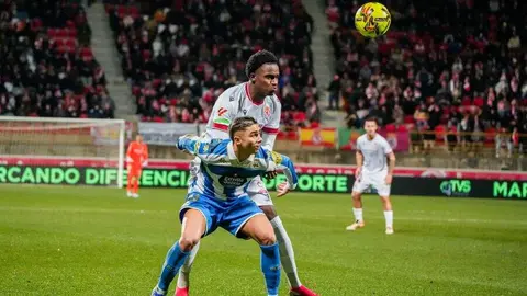 La Cultural roza el empate y cae en el descuento tras un penalti decisivo. Un Deportivo eficaz se lleva el triunfo del Reino de León pese al notable esfuerzo local.