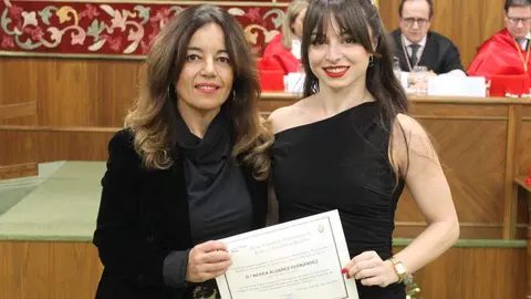 La Facultad de Derecho de la Universidad de León (ULE) celebró este sábado la festividad de su patrono, San Raimundo de Peñafort, con un solemne acto académico de graduación de los 75 egresados del curso 2025-2026. Fotos: ULE.