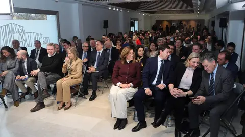El presidente del PP de Castilla y León, Alfonso Fernández Mañueco clausura en Villamuriel de Cerrato (Palencia), un acto sobre financiación autonómica que congrega a presidentes de Diputación, responsables provinciales de partido y diputados del PPCyL. Foto: Brágimo.