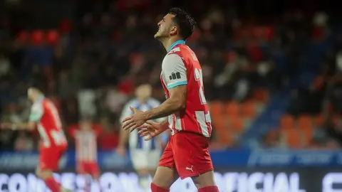 La Ponferradina salió de Anxo Carro con una victoria muy trabajada por 0-2 ante el Lugo en el conocido como derbi de Los Ancares. Los goles de Andújar y Borja Valle confirmaron el actual momento dulce de los blanquiazules