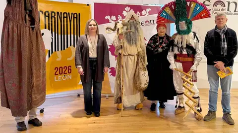 Con la llegada de febrero, el Ayuntamiento ha presentado la programación del Carnaval, que se desarrollará entre los días 12 y 18 y tendrá como grandes protagonistas los desfiles de disfraces, la presencia de los antruejos tradicionales de la provincia y el popular Entierro de la Sardina del Miércoles de Ceniza.