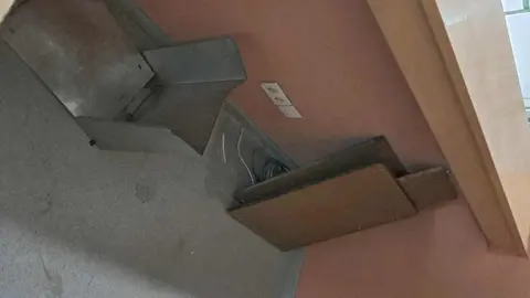 El Grupo Municipal de Unión del Pueblo Leonés (UPL) ha reclamado al equipo de gobierno del Ayuntamiento de León una actuación inmediata en el pabellón Ventas Oeste, al considerar que presenta un estado “lamentable” de conservación, mantenimiento y limpieza.