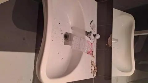 El Grupo Municipal de Unión del Pueblo Leonés (UPL) ha reclamado al equipo de gobierno del Ayuntamiento de León una actuación inmediata en el pabellón Ventas Oeste, al considerar que presenta un estado “lamentable” de conservación, mantenimiento y limpieza.