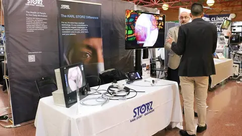 La Facultad de Veterinaria de la Universidad de León acoge el XXX Congreso de la Sociedad Española de Cirugía Veterinaria, reuniendo a más de 300 expertos nacionales e internacionales para abordar las técnicas más avanzadas en cirugía ortopédica, de tejidos blandos y mínimamente invasiva en animales. Foto: ULE.