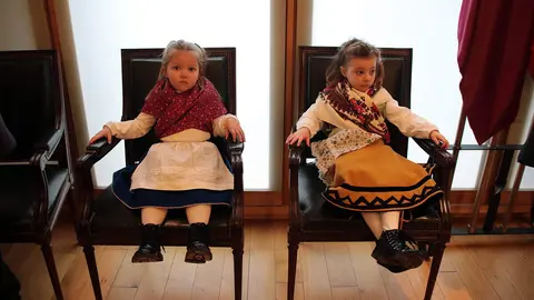 El alcalde de León, José Antonio Diez, preside el acto de conmemoración de Las Águedas. Foto: Peio García.