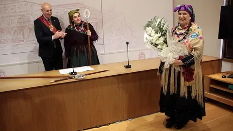 El alcalde de León, José Antonio Diez, preside el acto de conmemoración de Las Águedas. Foto: Peio García.