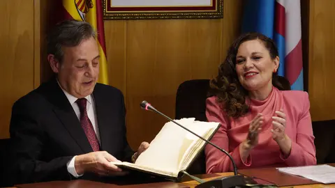 Acto institucional con motivo de la celebración del LIII Festival Internacional de Exaltación del Botillo de Bembibre (León), en el que participa su alcaldesa, Silvia Cao, y su mantenedor, el periodista José Ribagorda. Foto: César Sánchez.