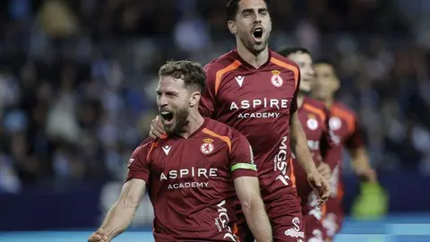 Intenso duelo en La Rosaleda entre el Málaga y la Cultural marcado en la primera mitad por el gol de Calero.