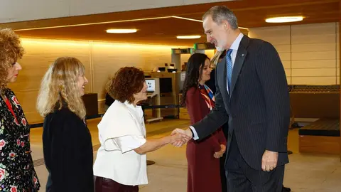 Capitolina Díaz Martínez recibe de manos del Rey el Premio Nacional de Sociología y Ciencia Política 2025. La catedrática de la Universidad de Valencia, natural de Villadepalos y criada en Ponferrada, es reconocida por su trayectoria académica y su aportación a la igualdad de género.