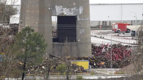 Preparativos para la demolición de las chimeneas de la central térmica de Compostilla en Cubillos del Sil. Foto: César Sánchez