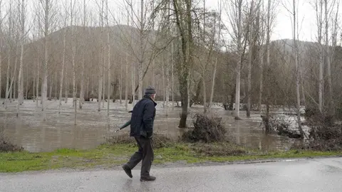 Desbordamiento de ríos en varias localidades de la comarca del Bierzo. Foto: César Sánchez