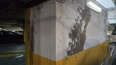 El PP denuncia el estado de abandono del parking de San Marcelo cuando el PSOE anunció que las obras comenzarían el pasado 1 de diciembre. Foto cedida por el PP de León.