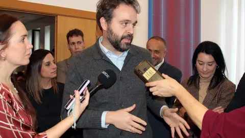 Jornada Política Municipal del PSOE de León, con la asistencia del secretario general, Javier Alfonso Cendón, la vicesecretaria general del PSOE de Castilla y León, Nuria Rubio, la secretaria adjunta a Organización y de Transparencia y Acción Democrática (CEF PSOE), Anabel Mateos, y el secretario de Política Municipal (CEF PSOE), Juan Francisco Serrano. Foto: Peio García