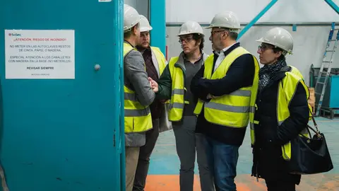 El candidato de Vox a la Presidencia de la Junta de Castilla y León, Carlos Pollán, visitó este jueves las instalaciones de Tvitec en la comarca del Bierzo. Estuvo acompañado por el portavoz de Economía del partido y diputado nacional, José María Figaredo.