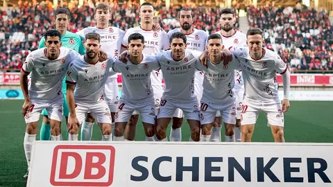 Duelo de altura en el Reino de León con dos equipos en busca de tres puntos clave en la lucha por la permanencia.