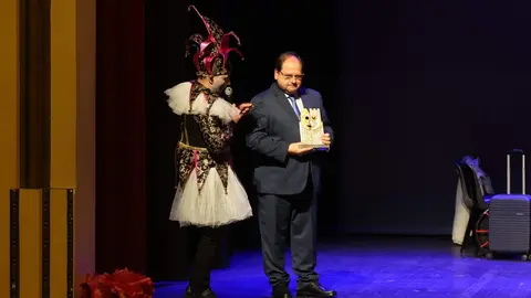 El carnaval bañezano, Fiesta de Interés Turístico Nacional, reconoce a Ana Gancedo del Barrio como musa de este año y la fiesta se destaca en las calles. Foto: Ayto. Astorga.