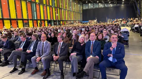 Lleno absoluto en los dos pases del esperado concierto conjunto de las agrupaciones musicales Virgen de los Reyes de Sevilla y del Dulce Nombre de Jesús Nazareno este sábado en el Palacio de Exposiciones. Foto: Ayto. León