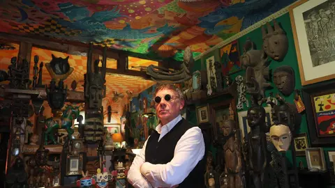 El poeta y artista visual leonés Juan Carlos Mestre. Foto: Juan Lázaro.